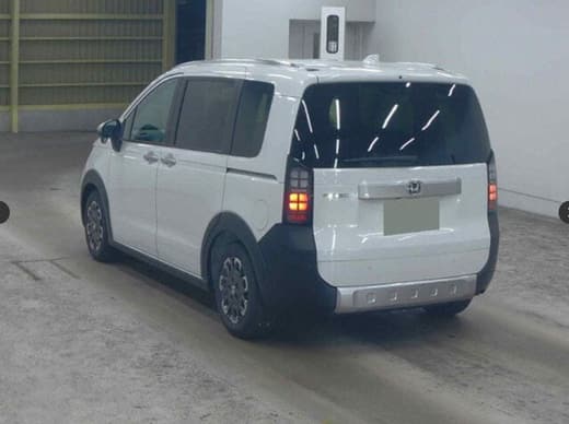 HONDA FREED image 2