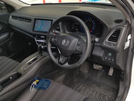 HONDA VEZEL image 3