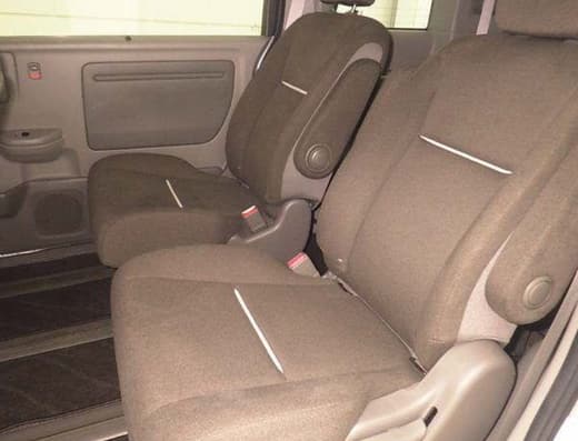 HONDA STEPWAGON image 4
